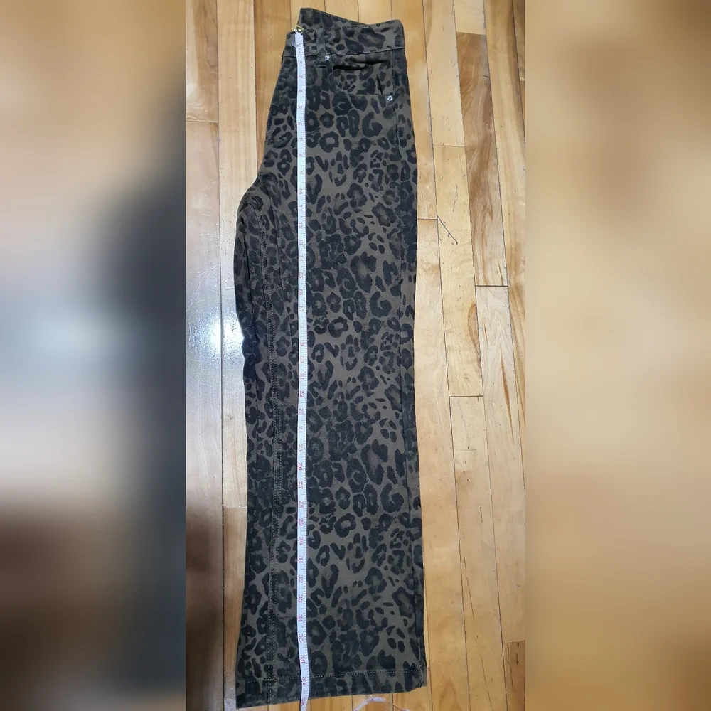 Aelfric Eden Brown Leopard Print Flare Jeans - Picture 8 of 8